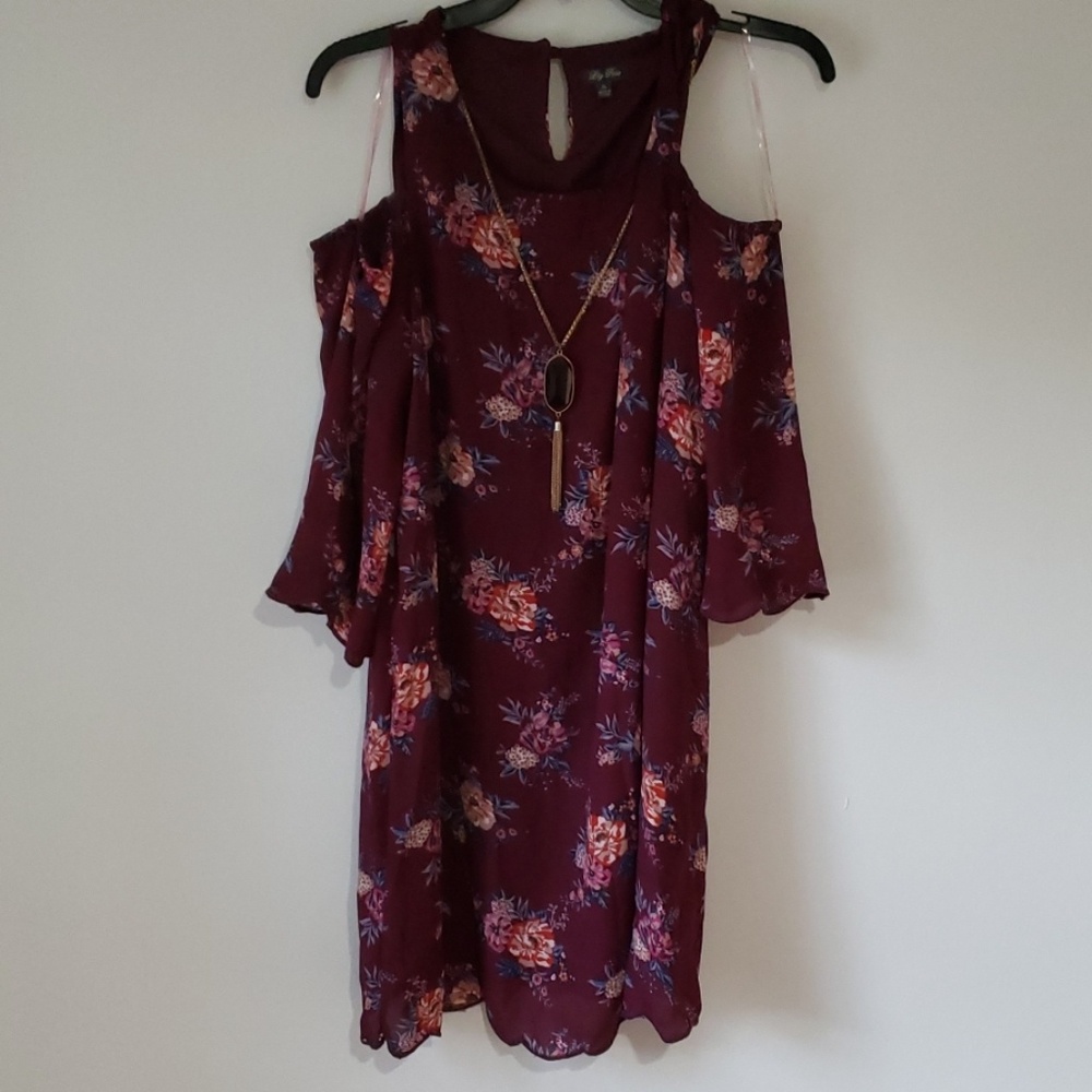 Lily Rose maroon dress